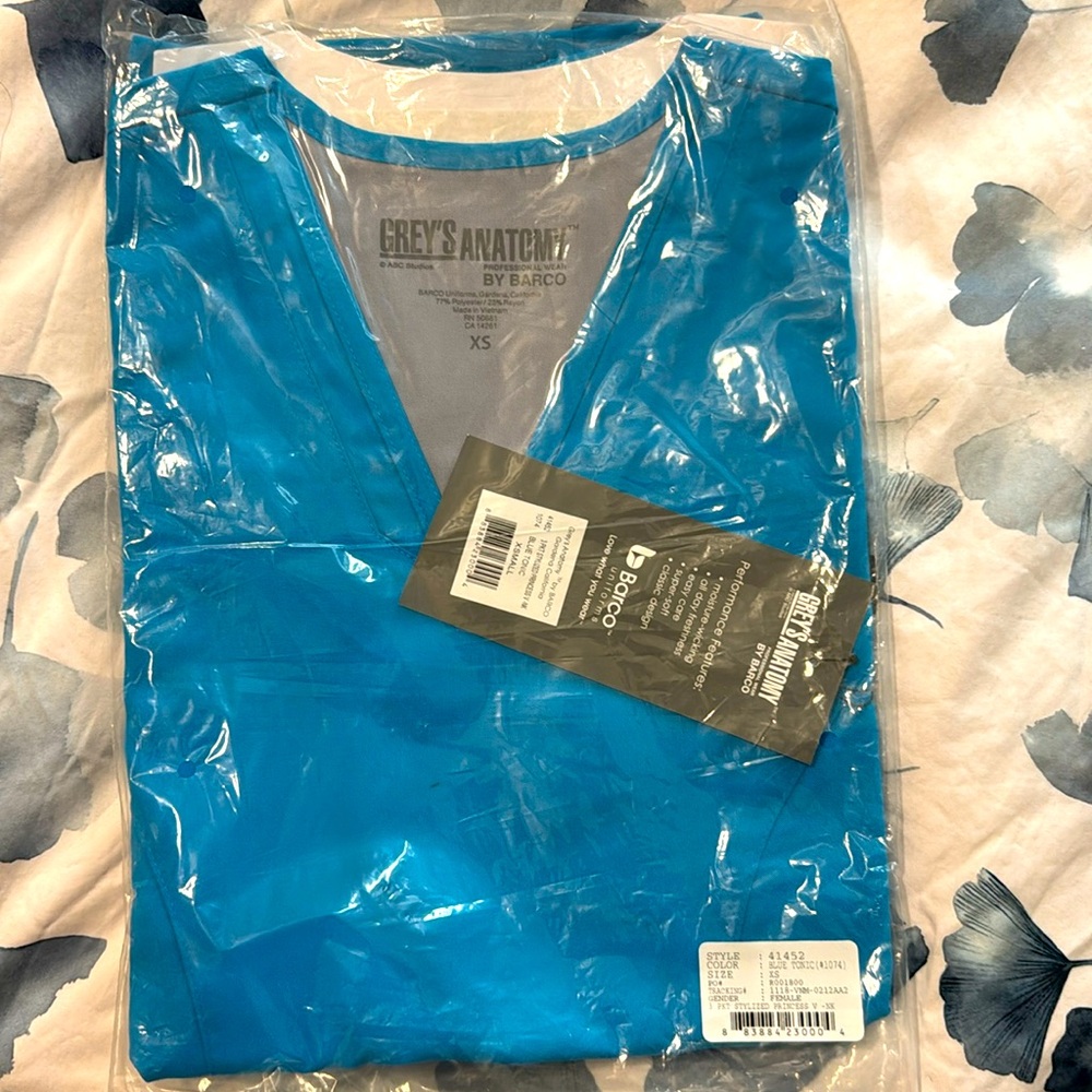 Grey’s Anatomy XS Scrub Top